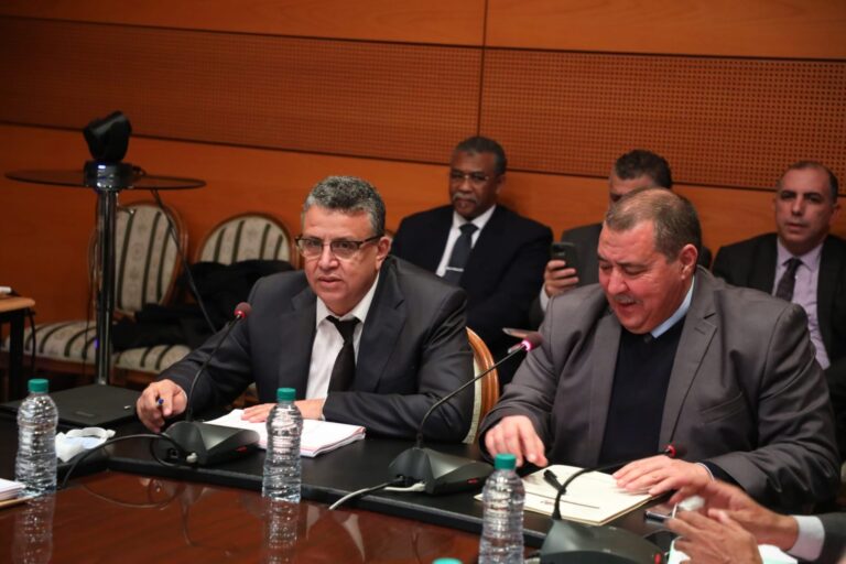 المصادقة على مشروع قانون المحاماة 66.23: شروط ولوج صارمة وتعديلات هيكلية تعيد شبح الاحتقان إلى المحاكم