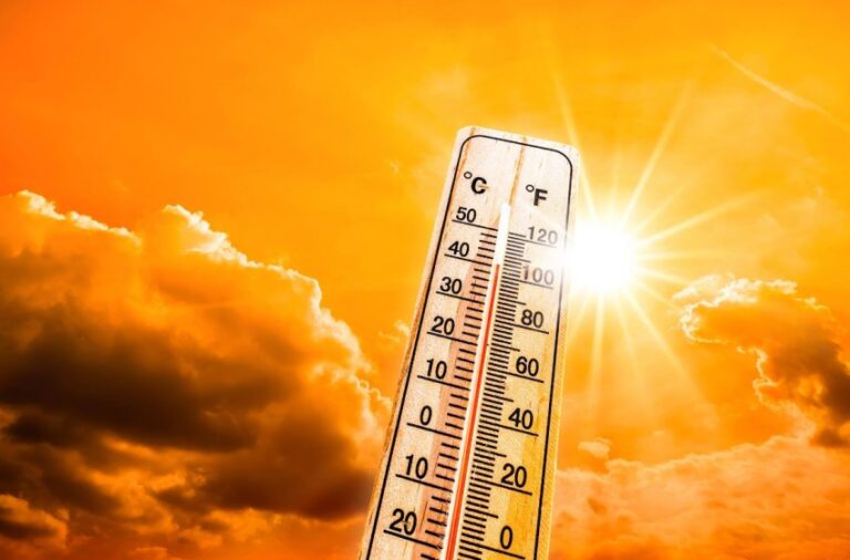 طقس المغرب اليوم.. موجة حر تضرب السهول وتتباين مع أمطار خفيفة شمالاً